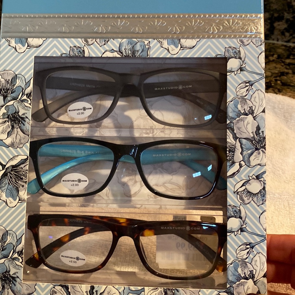 Max Studio 2.0 reading glasses